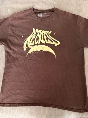 Young & Reckless Brown T-Shirt with Yellow Graphic